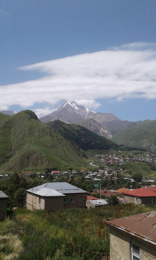Lia Khaikashvili Guest House Kazbegi Exterior foto